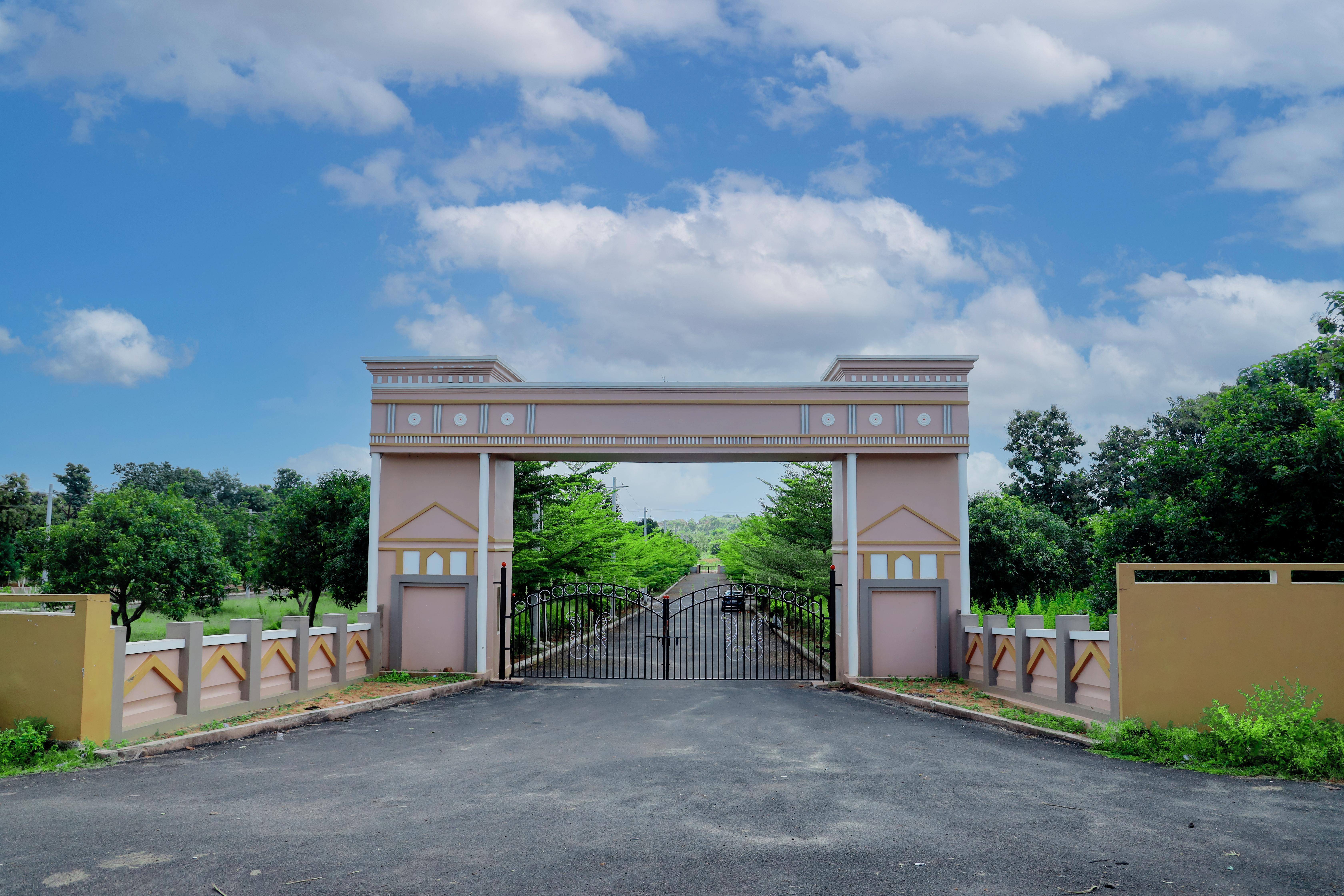 ALLURIS NANDANAVANAM PHASE-1, 2, 3 IN DAKAMARRI, VISAKHAPATNAM