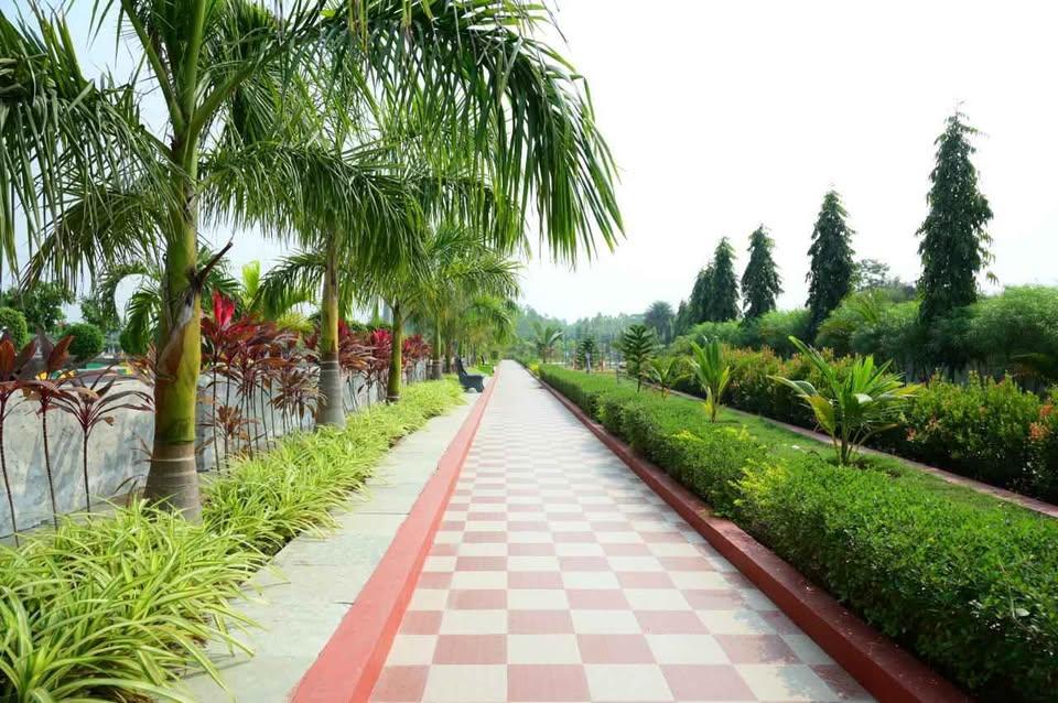 Lumbini Enclave Tallavalasa / Lumbini Enclave Plots