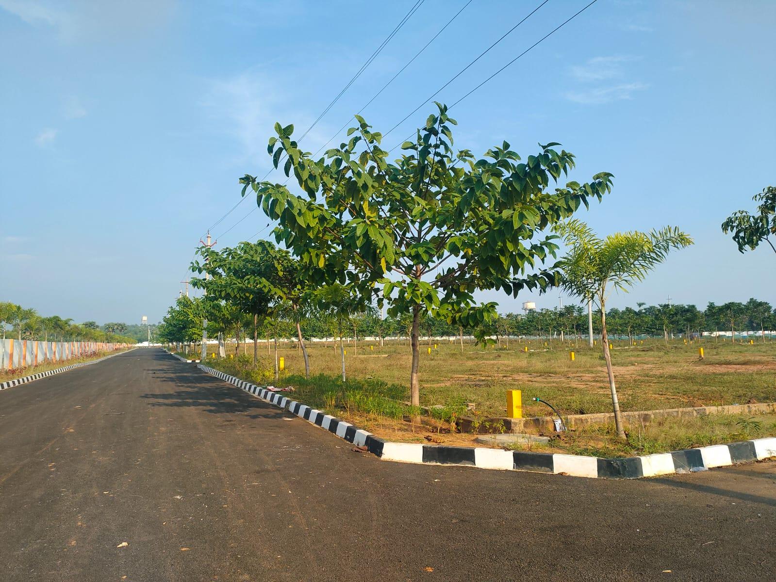RESIDENTIAL PLOTS IN KAPULUPPADA, GOLDEN BEACH RSALE PLOTS IN KAPULUPPADA