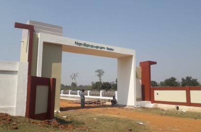 NANDANAVANAM VISISHTA DAKAMARRI