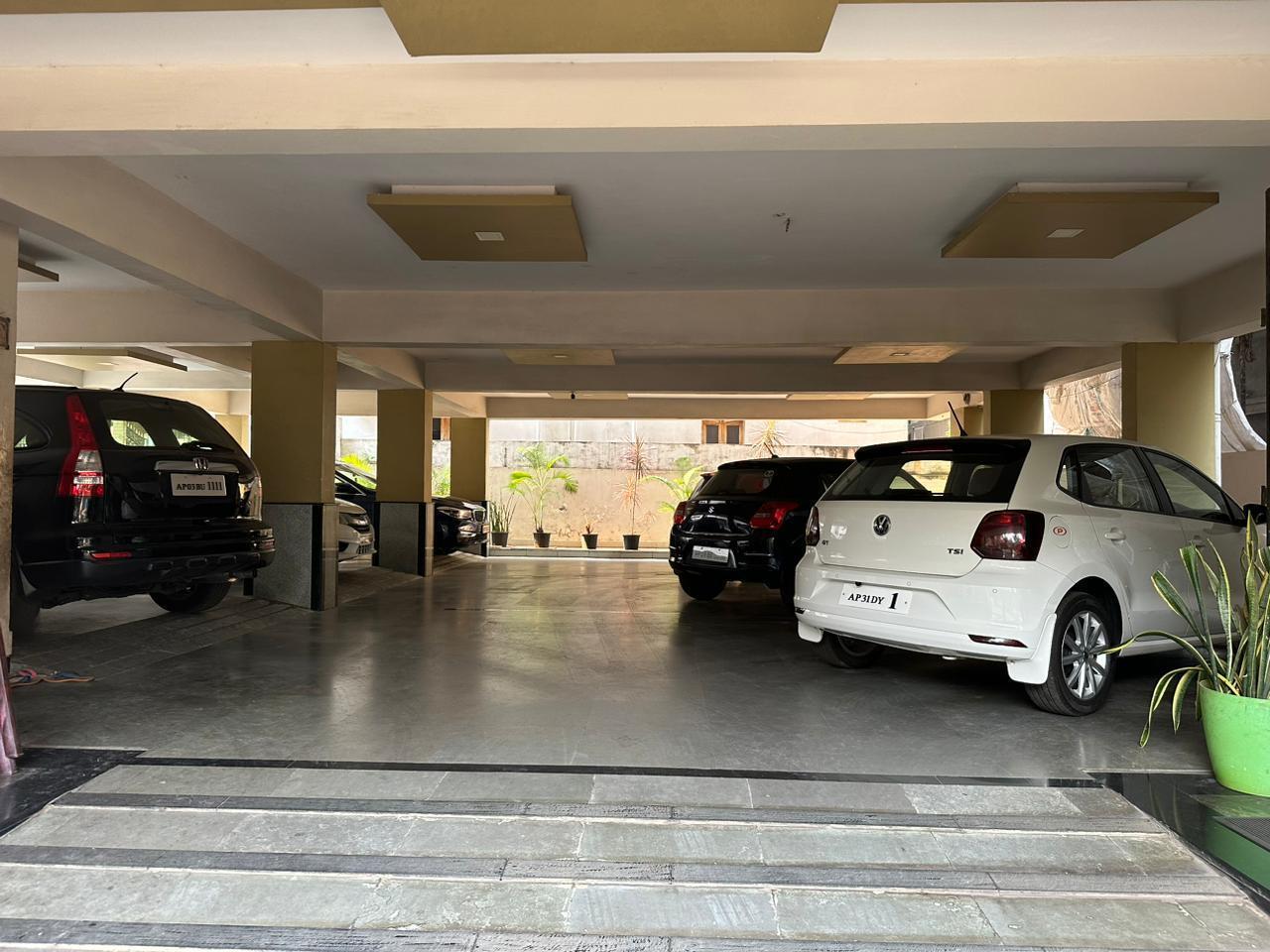 SEETHAMMADARA FLATS FOR SALE, FLATS FOR SALE IN SEETHAMMADARA