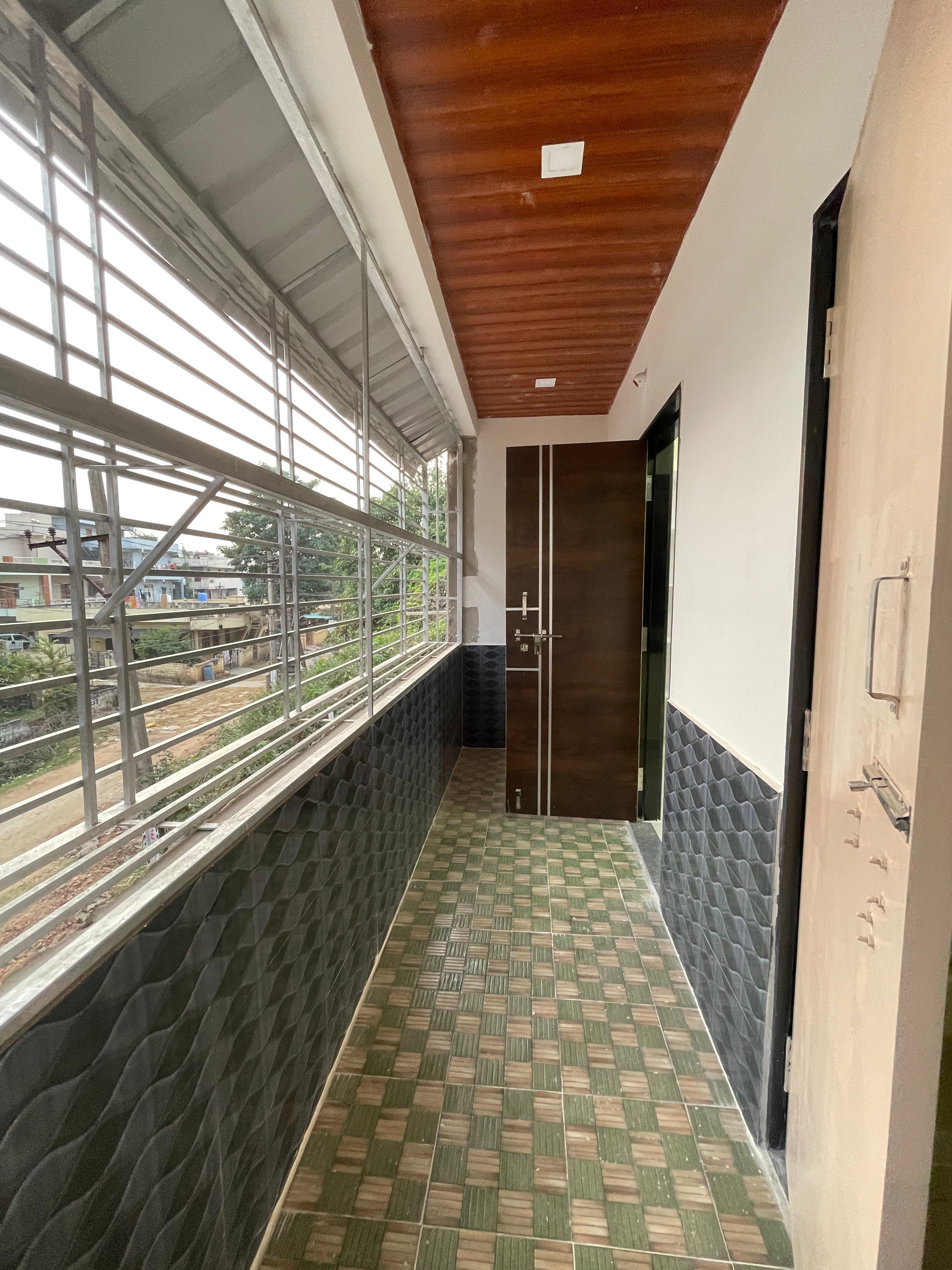 FLATS FOR SALE AT SUJATHA NAGAR, PREMIUM FLATS FOR SALE IN SUJATHA NAGAR