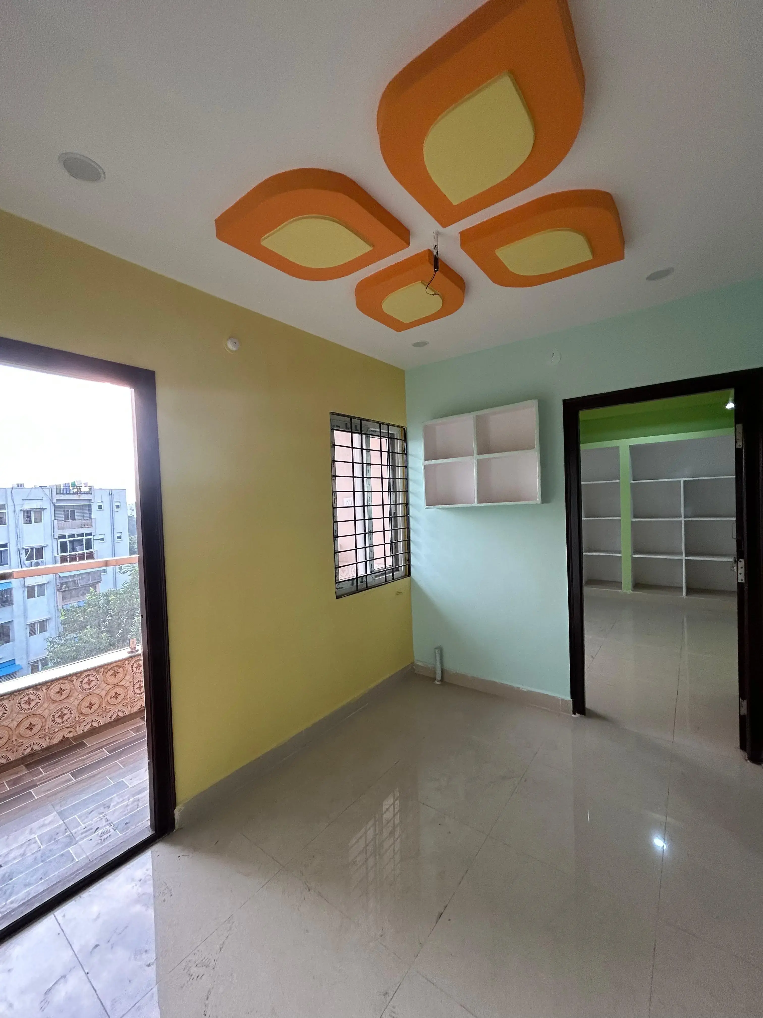 FLATS FOR SALE AT KURMANNAPALEM, FLATS SALE IN KURMANNAPALEM