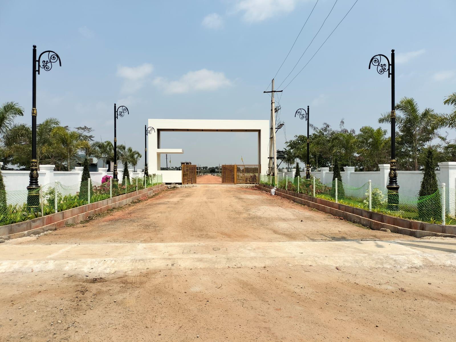VMRDA & VUDA PLOTS IN ANANDAPURAM, Highway-facing plots in Anandapuram, Anandapuram plots for sale