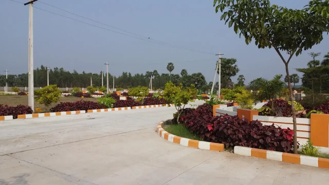 CHILUKURI BRUNDAVANAM ESTATES KAPULUPPADA / CHILUKURI BRUNDAVAN LAYOUT KAPULUPPADA / Chilukuri Brundavan Estates