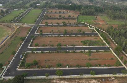 OPEN PLOT FOR MADHURAWADA, PM PALLEM